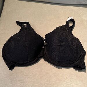 Victoria's Secret Black Lace Bra NWT